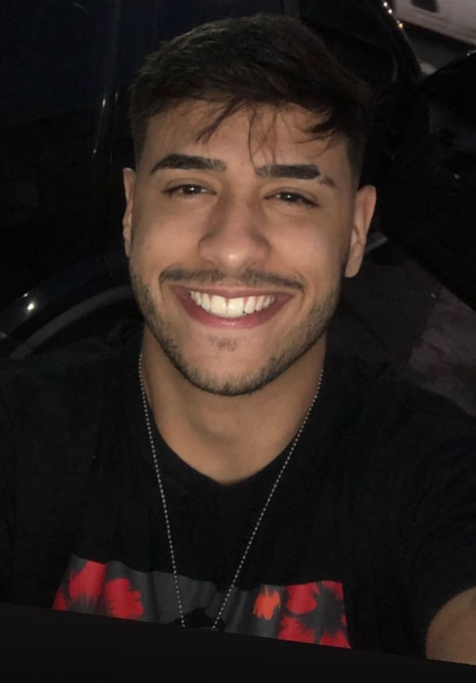 <em>Camilo Herrera</em> — Bogotá, Colombia
