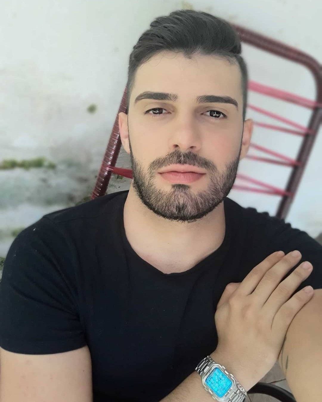 <em>Mateo Herrera</em> — Medellín, Colombia