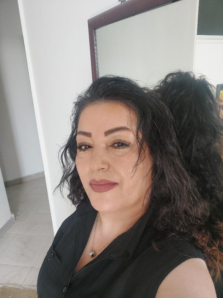 Valentina Torres — Medellín, Colombia